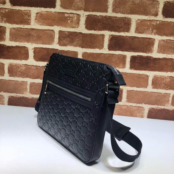 G*u*i signature messenger
