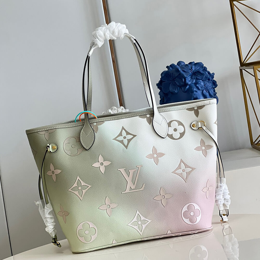 l**is V*t*n neverfull mm