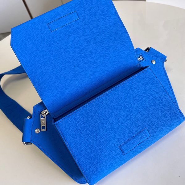LV Takeoff Slingbag